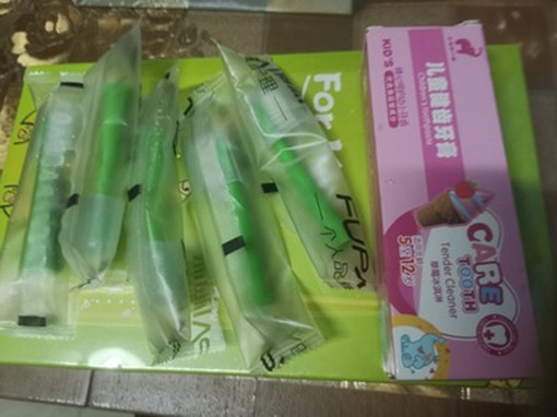 福派兒童電動牙刷好用嗎，福派Q1聲波電動亞撒胡測評(價格實惠)